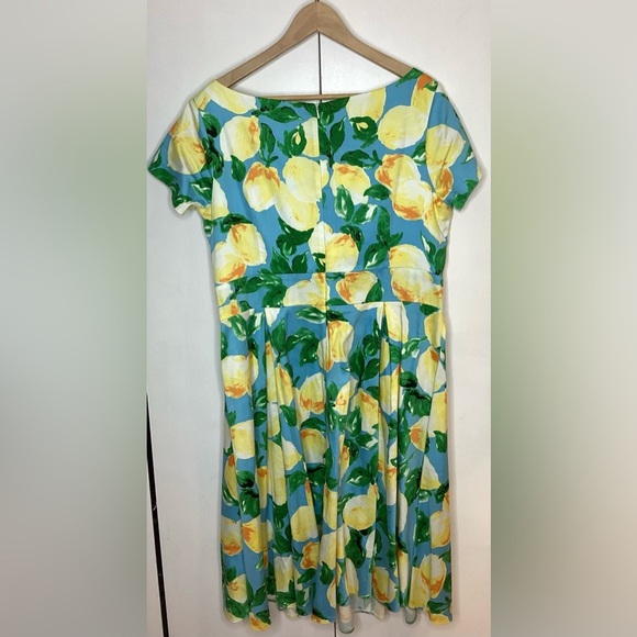 Lady voluptuous cotton blend yellow, green and pale floral dress size 18(XXL) - Picture 8 of 14